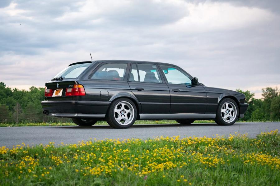  BMW M5 Touring (E34) 1992 года  (EU) (фото 13 из 94)